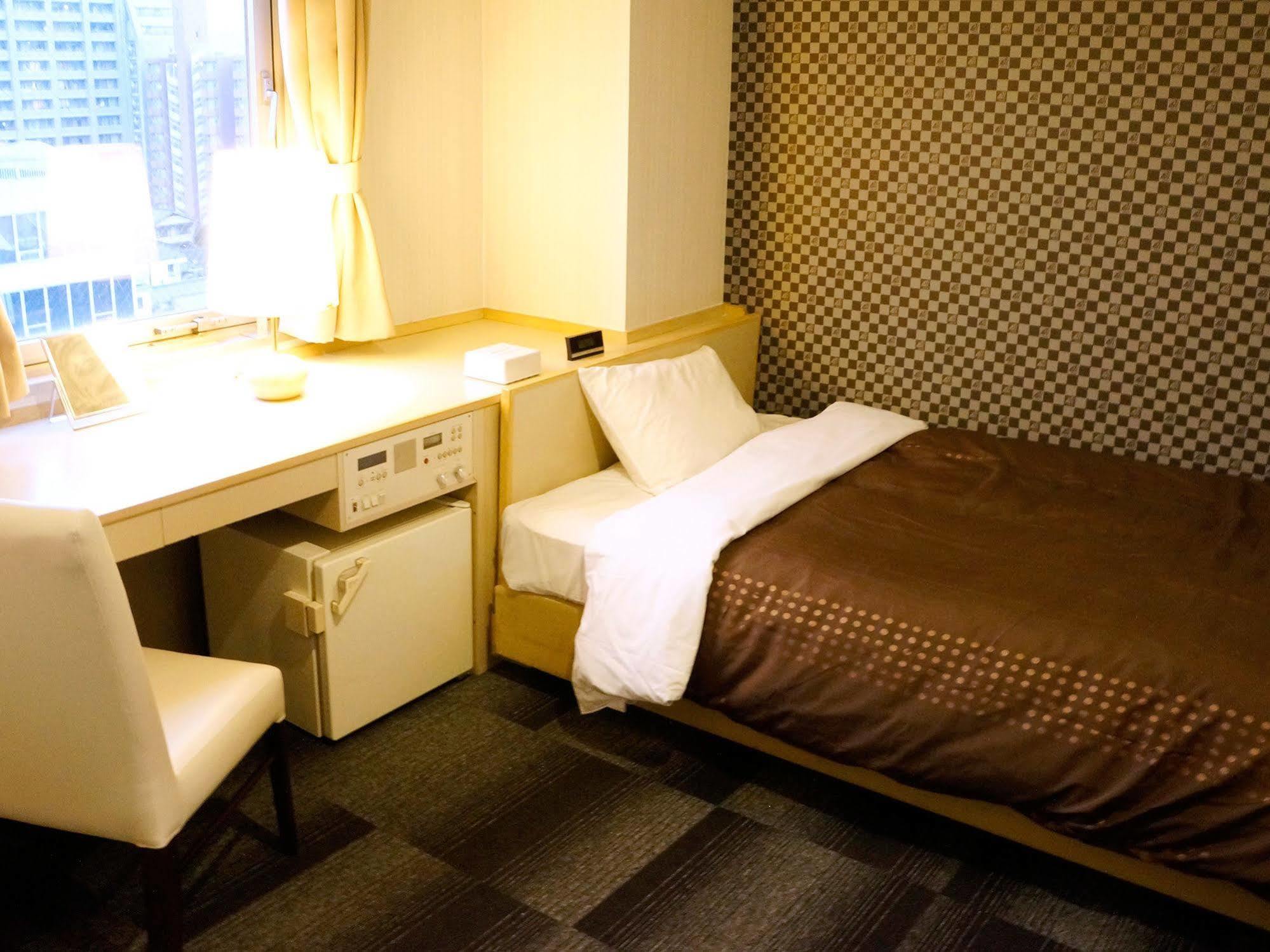 Livemax Kyoto Gojo Hotel Екстериор снимка