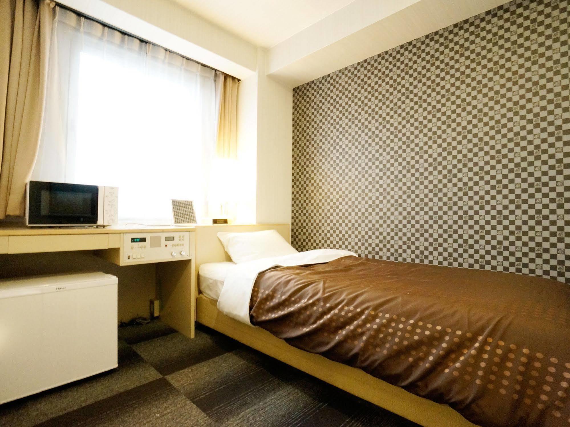 Livemax Kyoto Gojo Hotel Екстериор снимка
